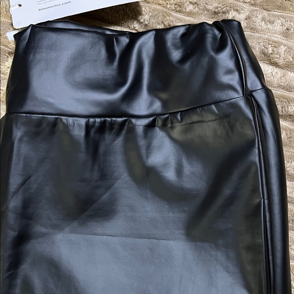Bloomchic faux leather pants/leggins, size 12, NWT. - Picture 10 of 12